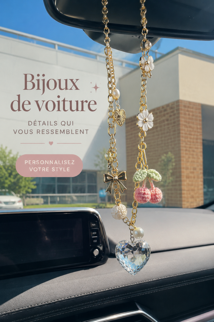 Un assortiment de bijoux en forme de voiture, incluant colliers et bracelets, présenté de manière élégante.