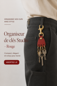 Un studio élégamment organisé avec des meubles multifonctionnels et une décoration chaleureuse.