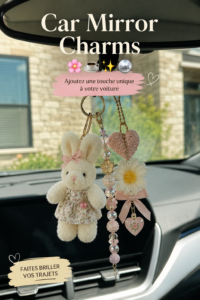 Pendentif décoratif accroché à un miroir de voiture, ajoutant une touche personnelle et élégante.