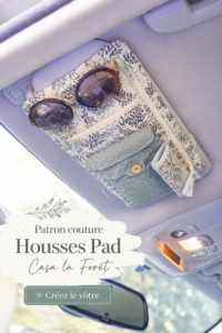 Photo de housses de pad colorées cousues à la main sur une table de couture.