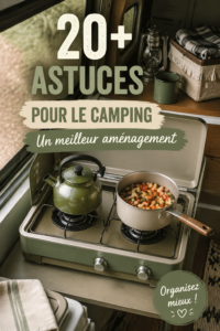 Une voiture aménagée pour le camping avec des accessoires pratiques.