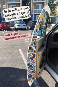 Voiture personnalisée avec des accessoires colorés et uniques