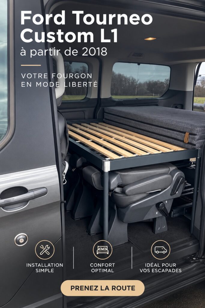 Ford Tourneo Custom aménagé pour les voyages, offrant un espace chaleureux et fonctionnel.